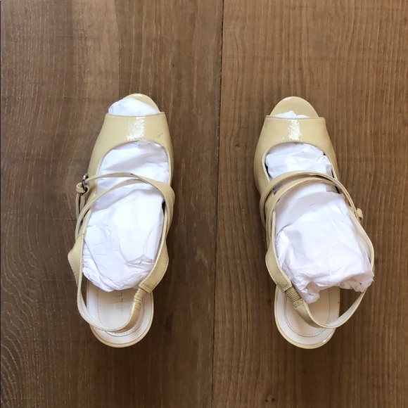 Jill Stuart Cream Leather Sandals Size 8 1/2 M - Picture 2 of 7